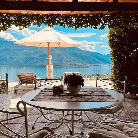 Casa Domenica In Ed Uniti Gravedona